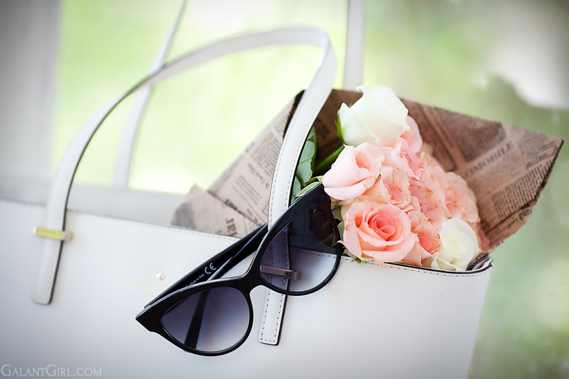 Gianni Venturi sunglasses and Kate Spade bag