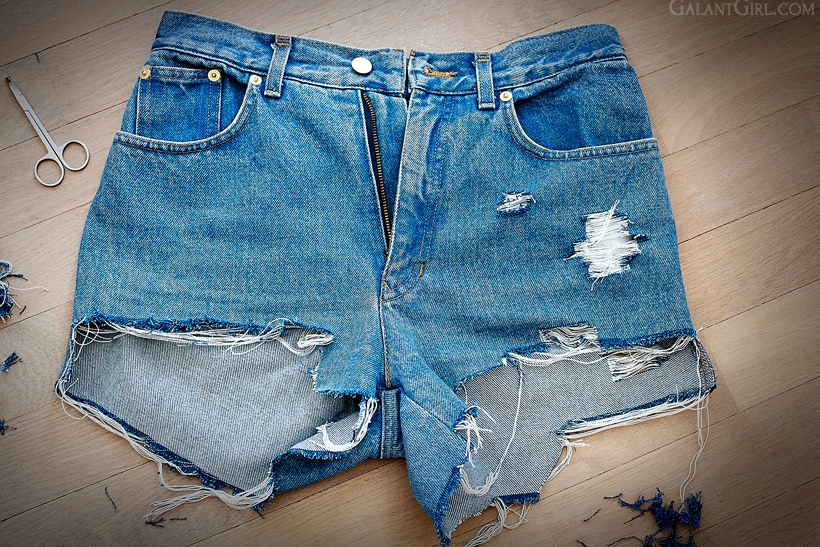 как сделать из джинсов шорты