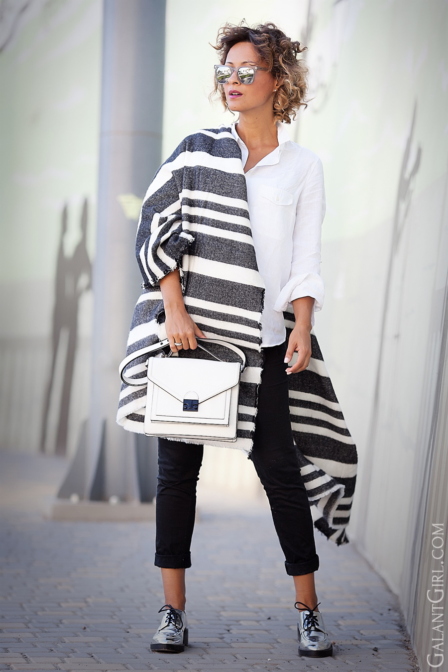 striped+oversized+scarf-loeffler+randall+satchel+outfit