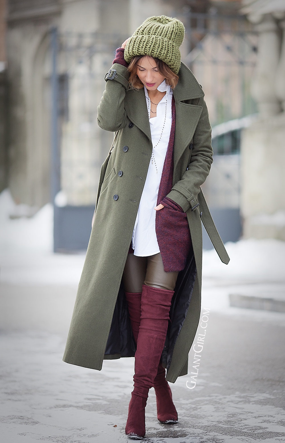 military coat outfit for winter with Stuart Weitzman Over The Knee Boots and Chloe Drew bag by fashion blogger Ellena Galant 