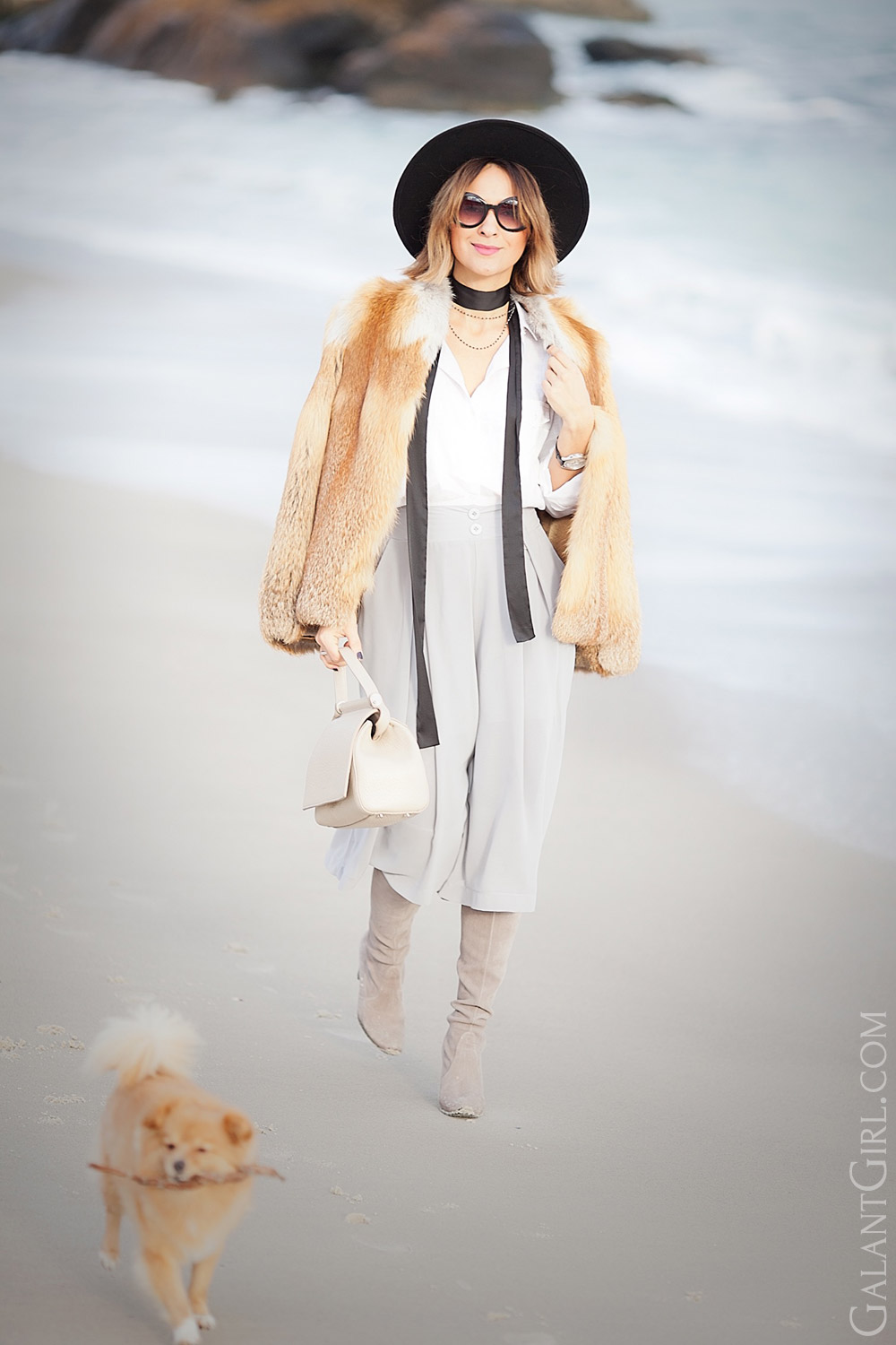 skinny-scarf-outfit-fox-fur-coat