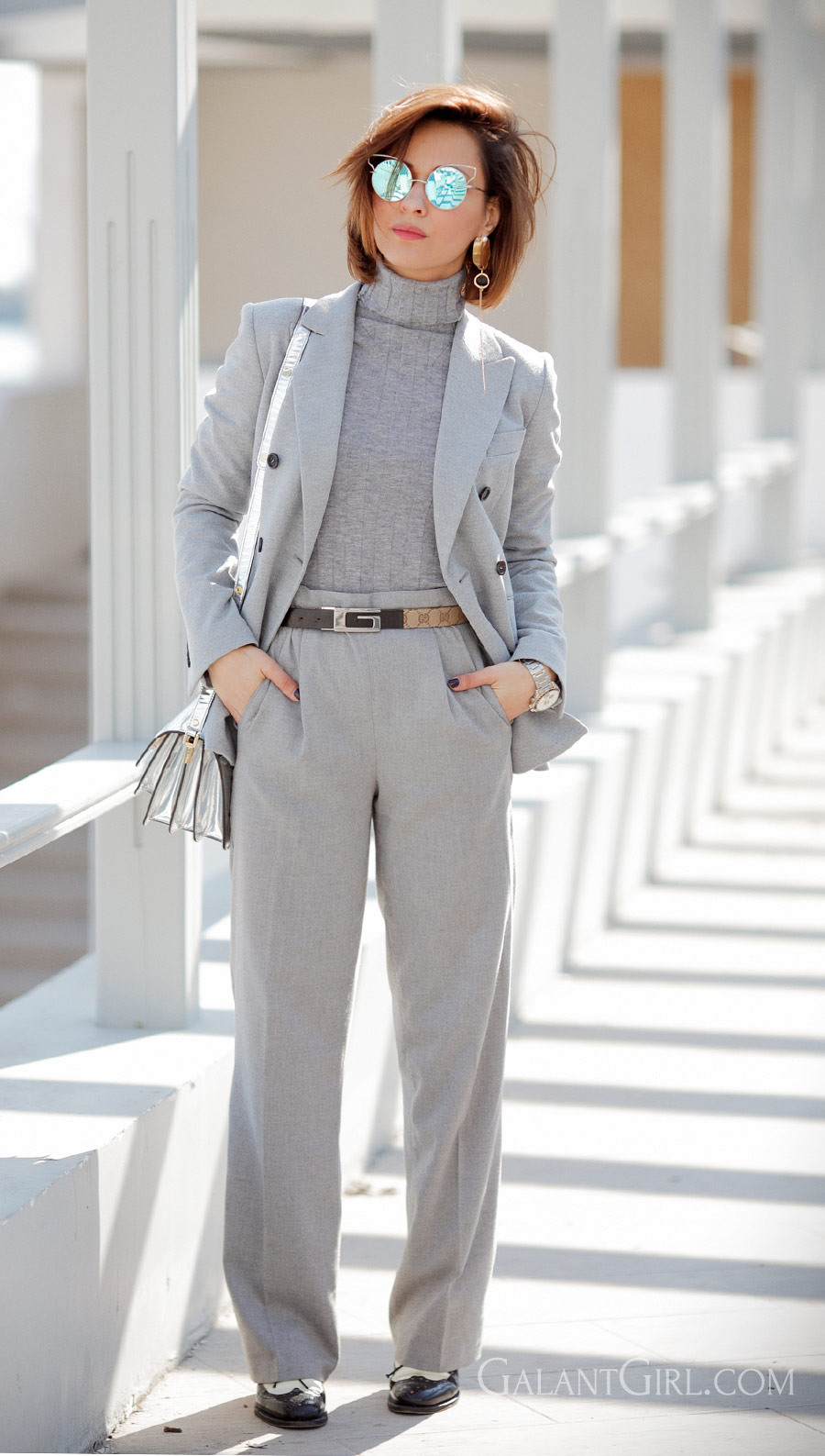 the power of suits, power of suit, total grey outfit, total grey suit, women's suits, Ellena Galant,